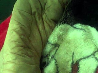 Elizabeth's dirty feet and soles