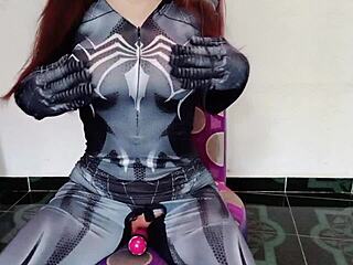 Spider girl cosplay turns into anal fun 😈