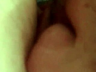 boyfriend gives amazing head