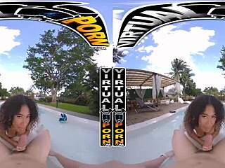 Skyla Suns Outdoor Fuck!