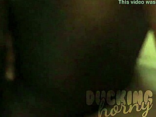 BBW Masturbates in Close-Up