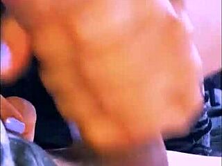 La Apretada Novia De Miguel Finalmente Cede A Sus Deseos Y Descubre El Placer