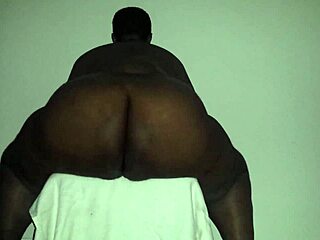 my fat ass omg, it's so big and juicy for fucking