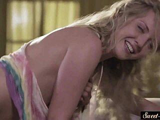 I watch my stepsis masturbating and sucking that fat hard cock, oh god.