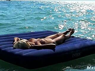 Watch Hot Blonde Strip Nude On Public Beach!