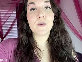 Luna Sapphires welcomes viewers to her Xvideos verification video.