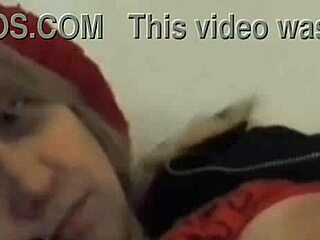 bucetuda rabuda peituda teasing milf