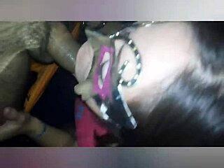 Pero que mamada: Latina milf delivers amazing blowjob in amateur video