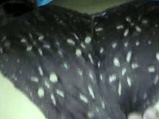 latina wife rides hard in quarantine sentones