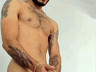 Masturbación Explosiva Hasta Correrme En Mi Mano