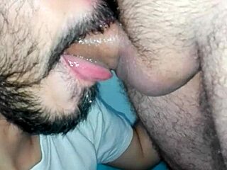 Sucking dick like pro 😏