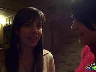 evita de luna fingering milf pussy