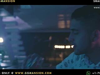 Brunette Latina Sucks Lesbian's Toes