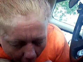 Is that street whore giving a car blowjob in public?