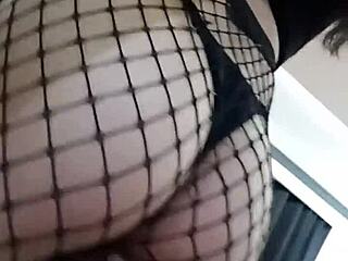 In Homemade Fetish Scene, I Convinced My 18-Year-Old Latina Sister-In-Law To Fuck, Admiring Her Good Nalgas.