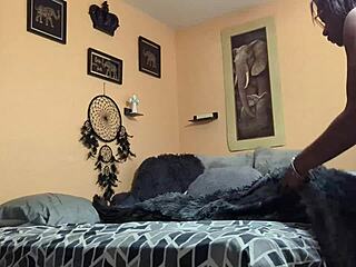 Wow, Naejae grinds her wet slit hard on soft bedding!