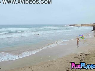 Look at Francy Torino's perfect ass after that outdoor striptease