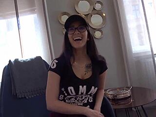 darcia's raw creampie with cute asian teen