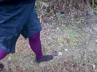 Wearing pantyhose in public outdoor setting