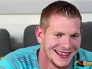 Hot jock rides agents cock during casting interview