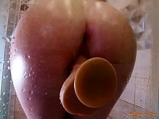 Girl Touches Herself On Camera