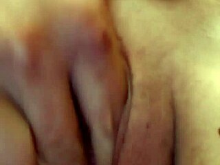 WATCH THIS PREGNANT WOMAN FINGER HER PUSSY TO ORGASM!