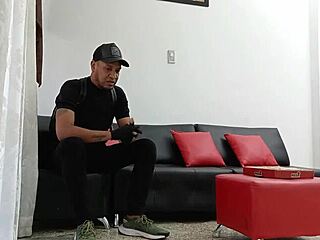 Do you want to see me seduce the delivery guy and pay with my body? Watch me undress and get fucked in missionary!