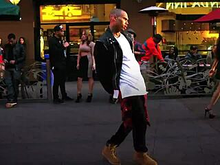 Comendo Umas Novinhas Brazilianas