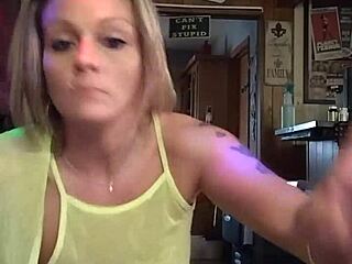 mandeezy4u2, the horny wife, masturbates finding mr perfect