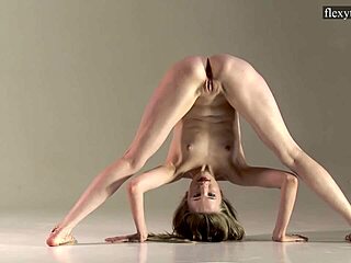 Sofia Zhiraf Skinny Sexy Blondie Shows Flexy Moves on Sofa