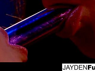 i watch taylor vixen and jayden jaymes do girl on girl stuff