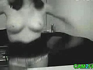 Intriguing Webcam Teen Girl Video