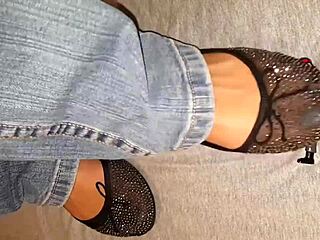 Intimate Webcam Session with Milf Fetish