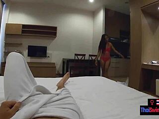 Amateur Teen Couple with Big Ass Thai Girlfriend Banging in Jacuzzi