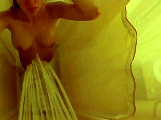 Brett Rossi's relaxing shower solo moment