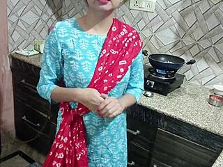 hot milf bhabhi roleplays sex with innocent devar 😘