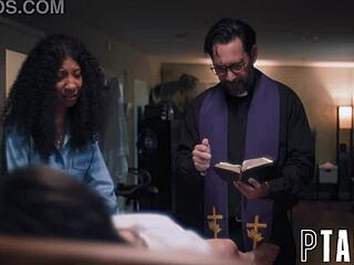 Tommy Pistol Says Feed Me While Lulu Chu Gives Pov Blowjob