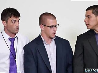 잘생긴 근육 게이 포르노 하드코어 섹스