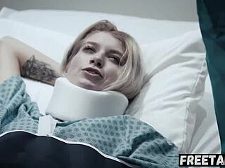 Dottore pervertito si intrufola nella stanza della paziente teen per sesso