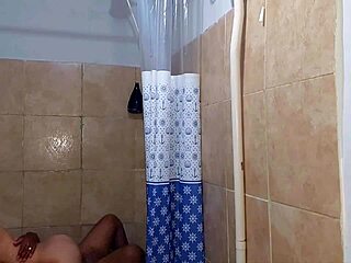 Husband discovers attractive woman in shower and penetrates her immediately