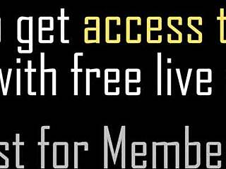 Thick-Thighed Siri Tongue-Fucks Kimberly Kane And Dixie Comet