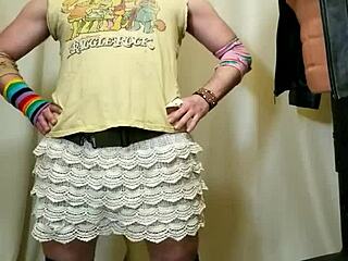 sexy dancefloor workout turns erotic on homemade pov