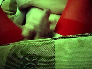 i'm dana devine in red tights feeling sexy