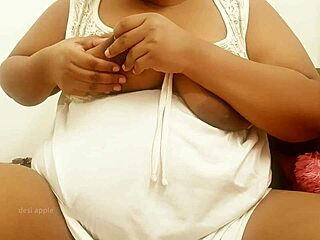 i admire andhra sexy girl's big boobs up close