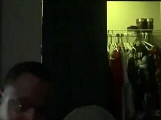 messaging my big booty neighbor, fingering her wet pussy