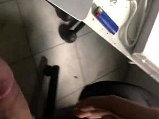 comendo a tiazinha 02 on iphone with blowjob and pussy licking 😏
