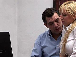 Hd retro film featuring Charly and Roxana in last chance scene.