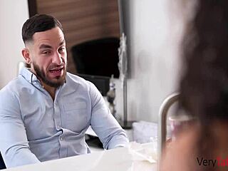 The grounded bang with my curvy af stepsis riding hard