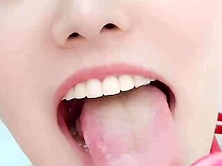 享受快乐的痛苦惩罚 粗糙麻绳 裸体捆绑 假阳具深喉 捆绑强制高潮 嗨颜高潮颜翻白眼 舔高潮射液女性射精 炮机 虐乳 分穴器 阴唇夹 女奴开发