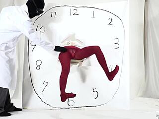 Maniac Fetish Video Featuring Balloon and Stockings